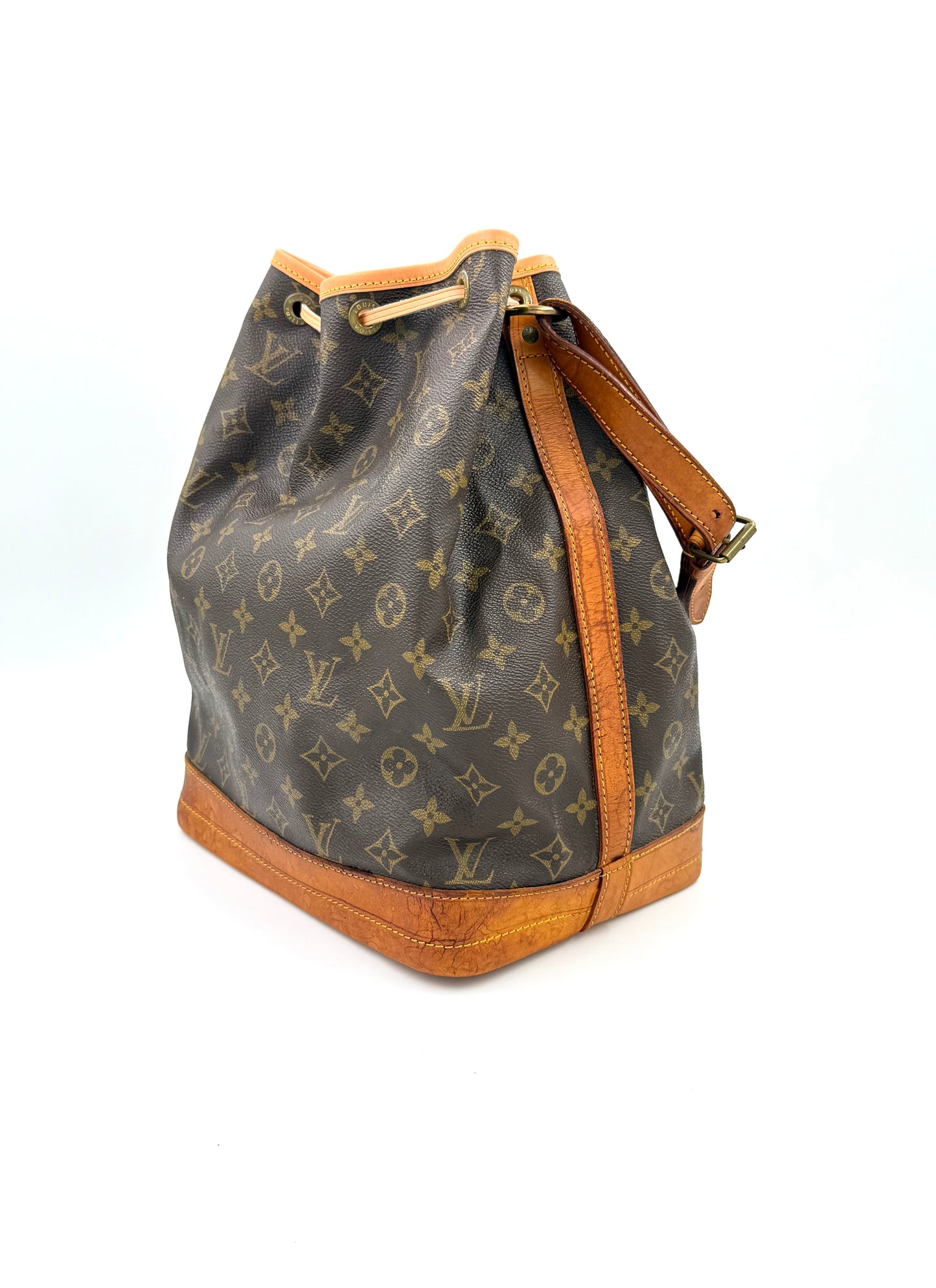 LOUIS VUITTON Sac Noe grande Monogram Canvas
