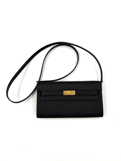 HERMÈS Kelly to Go Epsom schwarz GHW elegante schwarze Lederhandtasche mit goldfarbenem Verschluss und schmalem Schulterriemen