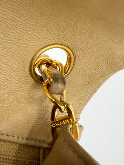 CHANEL Timeless Single Flap Square small beige GHW