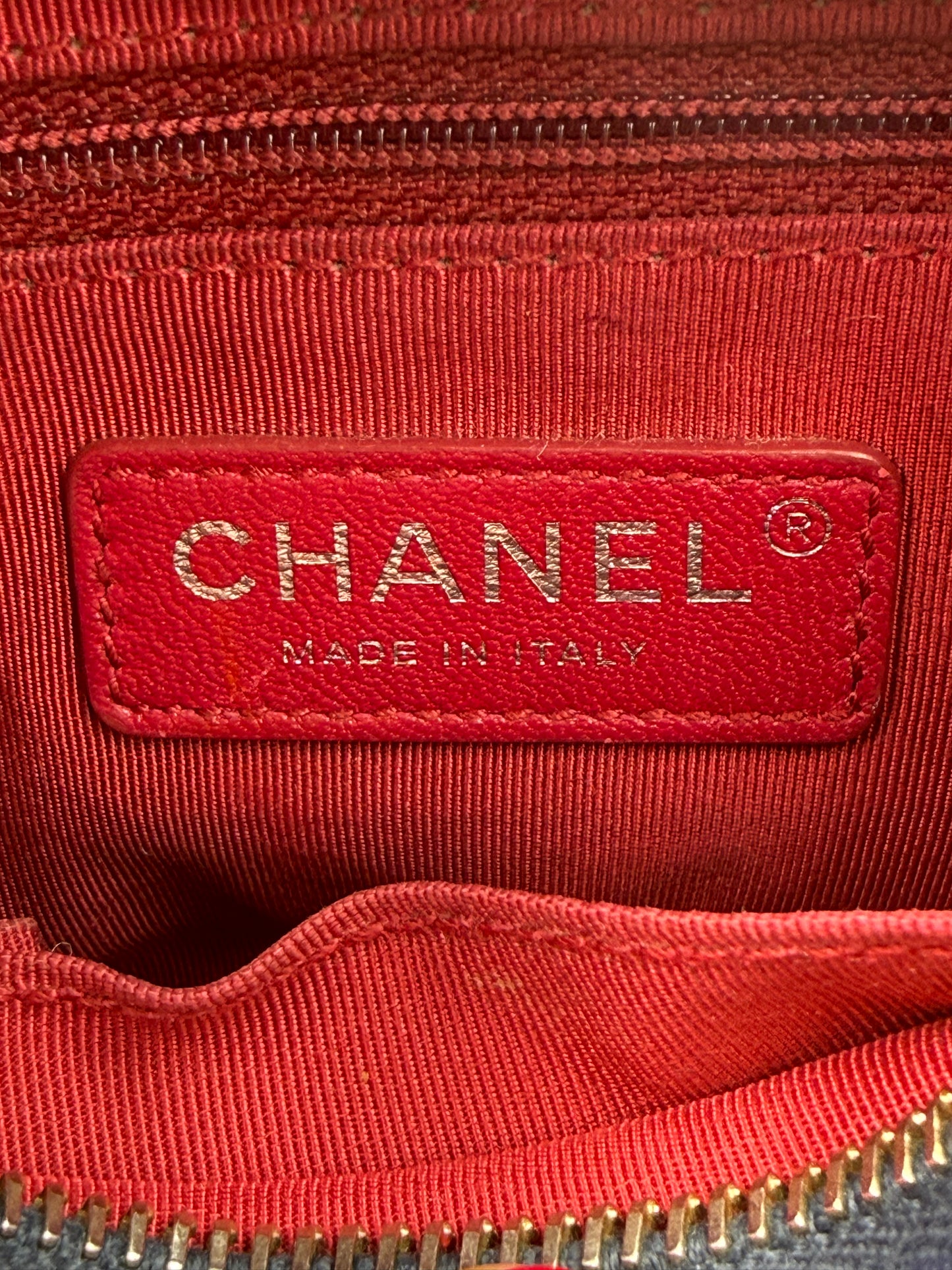 CHANEL Gabrielle small navy