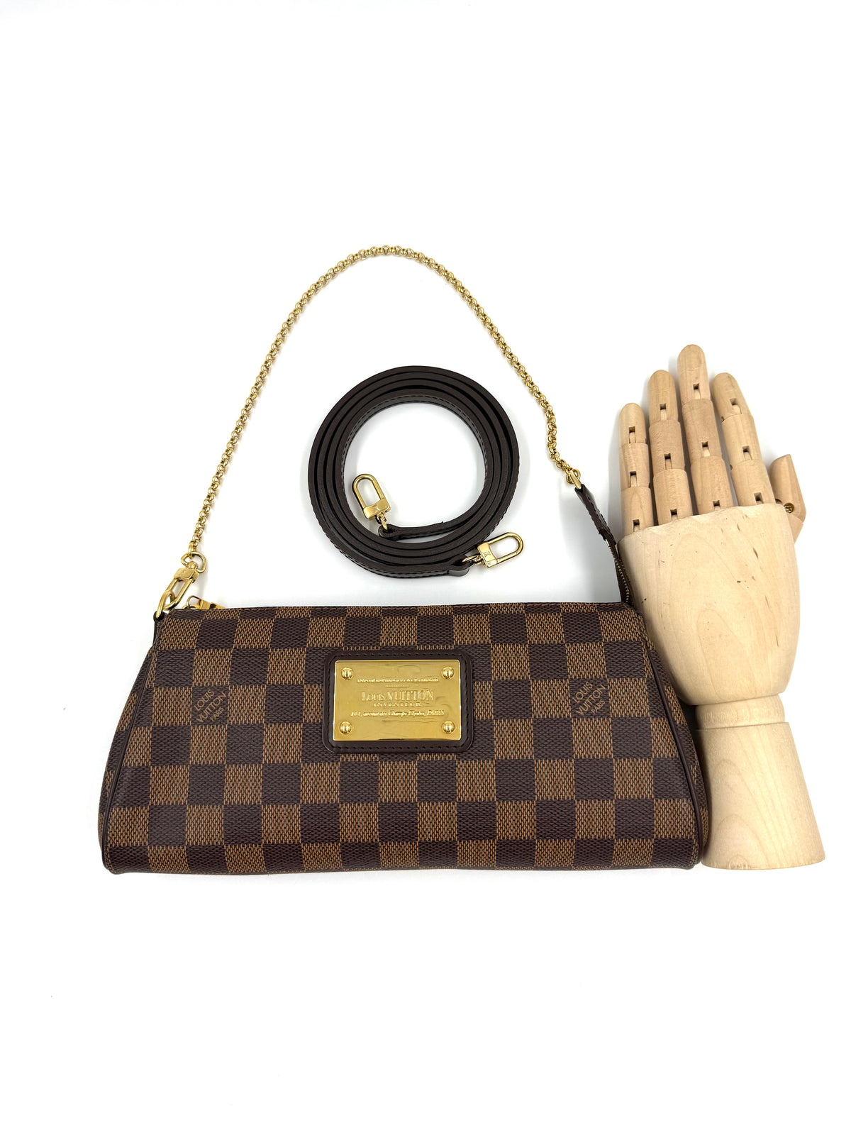 LOUIS VUITTON Pochette Eva Damier Ebene