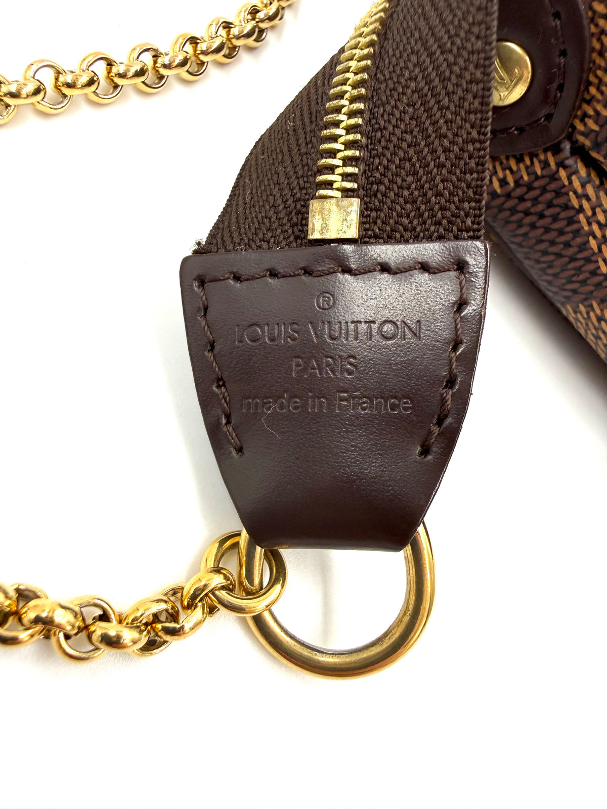 LOUIS VUITTON Pochette Eva Damier Ebene