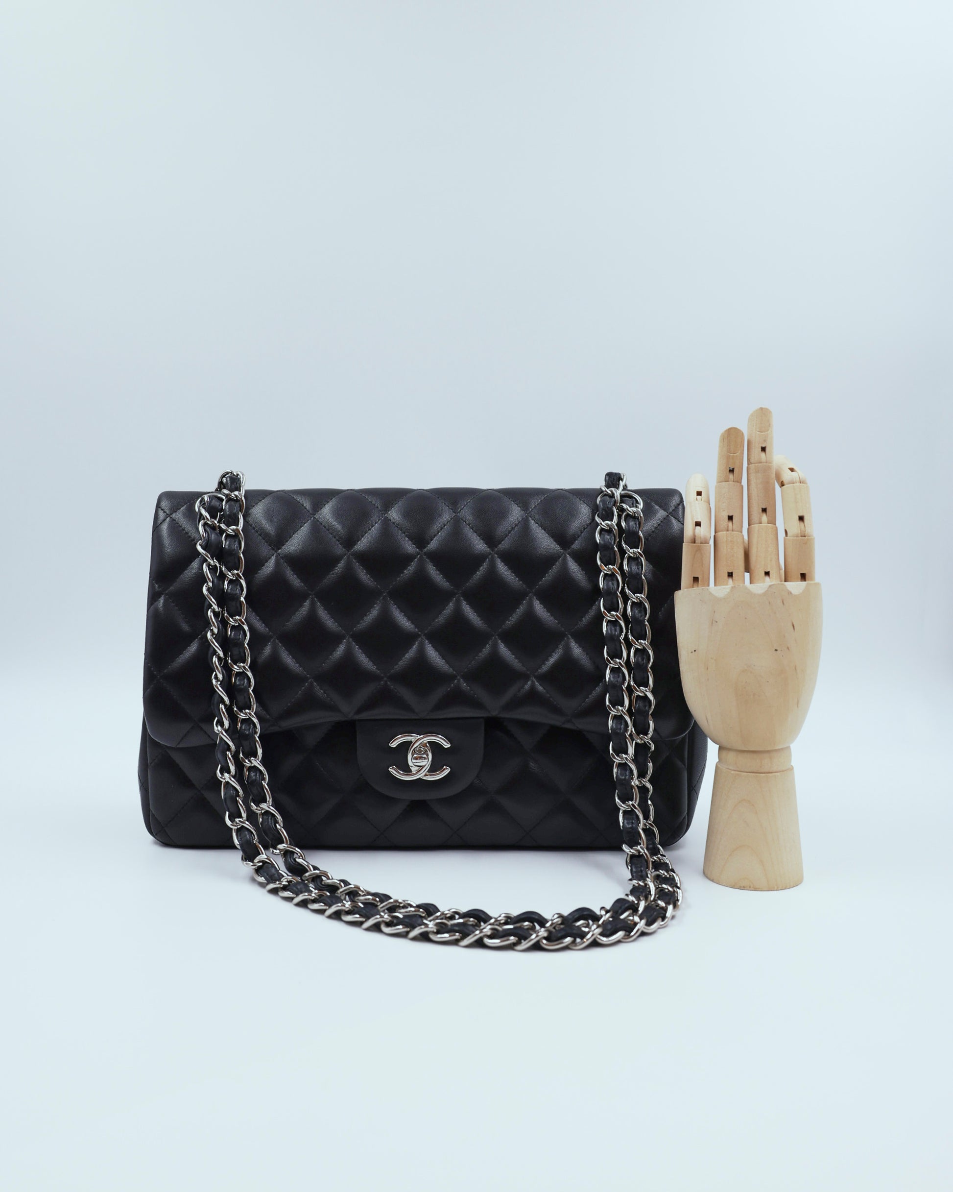 CHANEL Timeless Double Flap Jumbo schwarz SHW schwarze gesteppte Designerhandtasche aus zweiter Hand