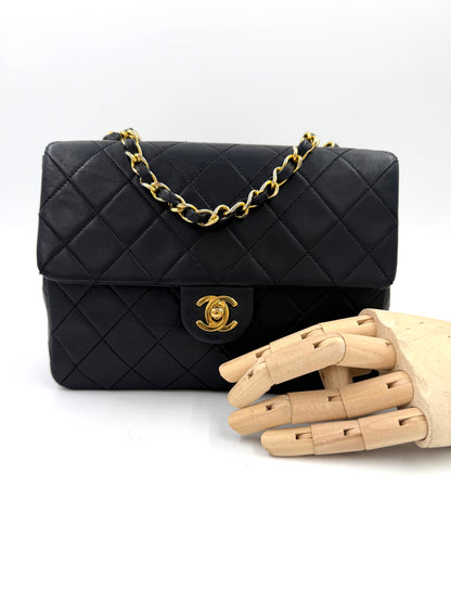 CHANEL Timeless Classic Single Flap small schwarz GHW