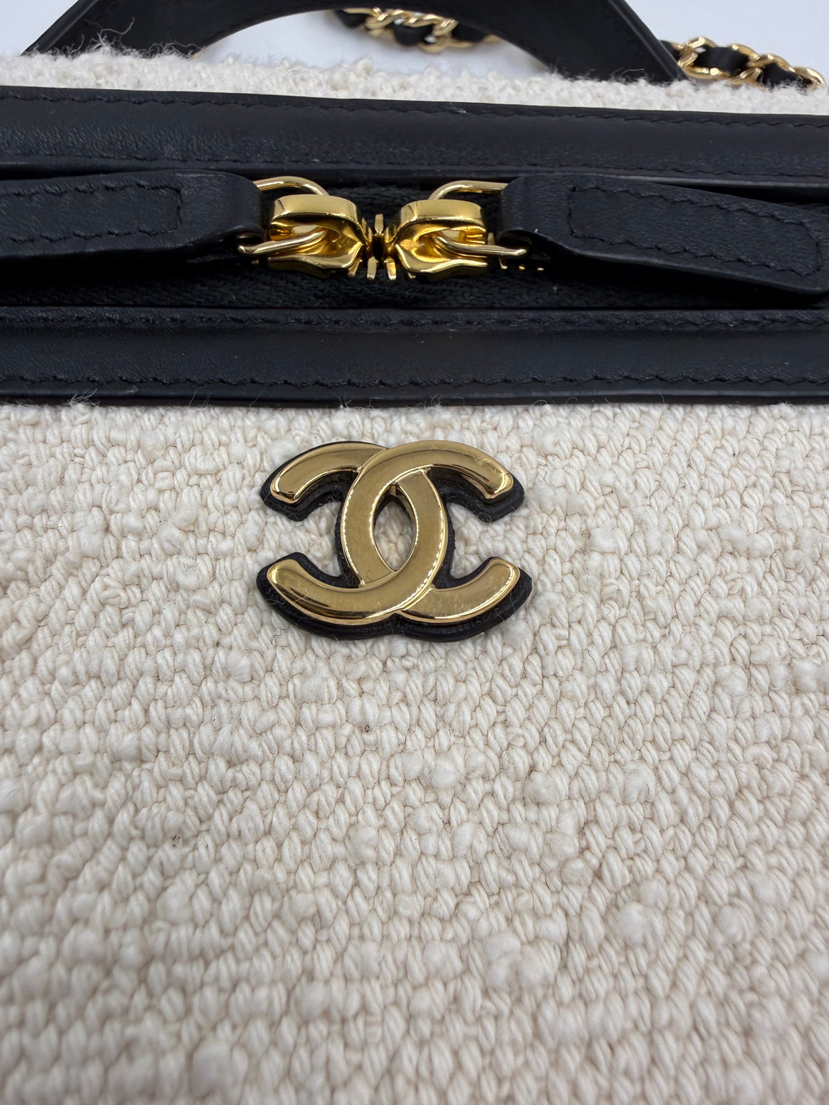 CHANEL Vanity Coco Beach 2026