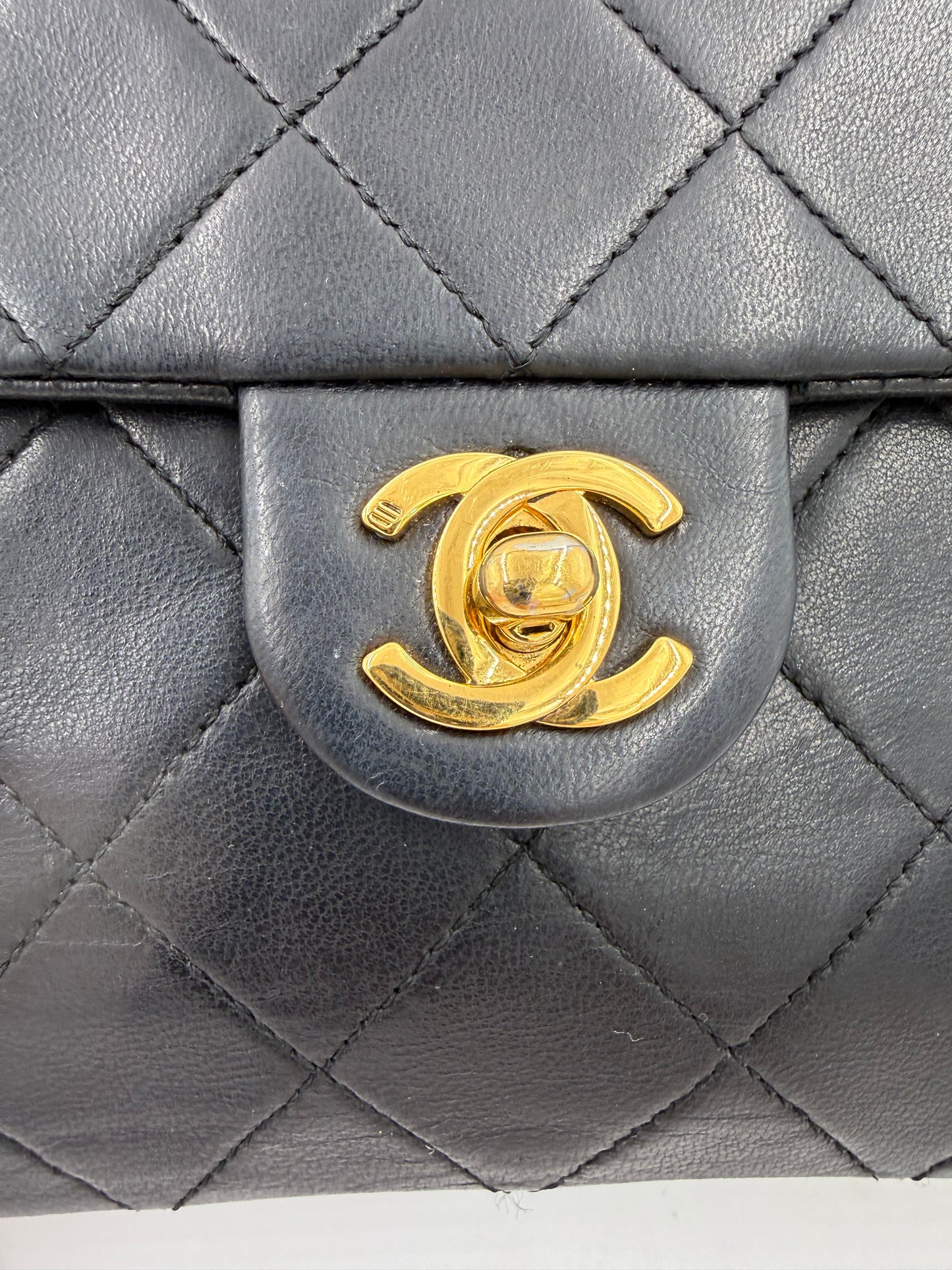 CHANEL Timeless Classic Single Flap small schwarz GHW