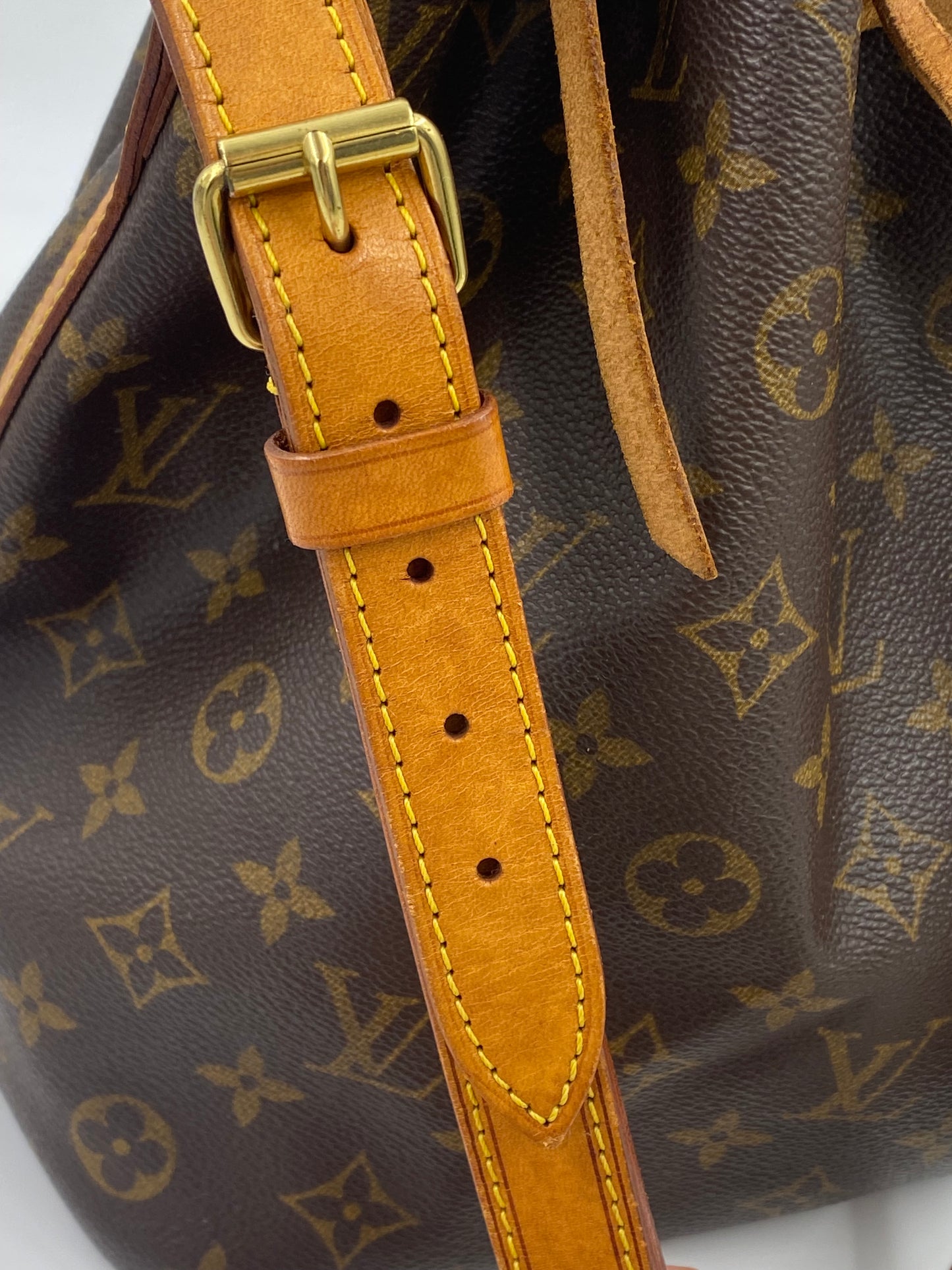 LOUIS VUITTON Vintage Noe petit Monogram Canvas