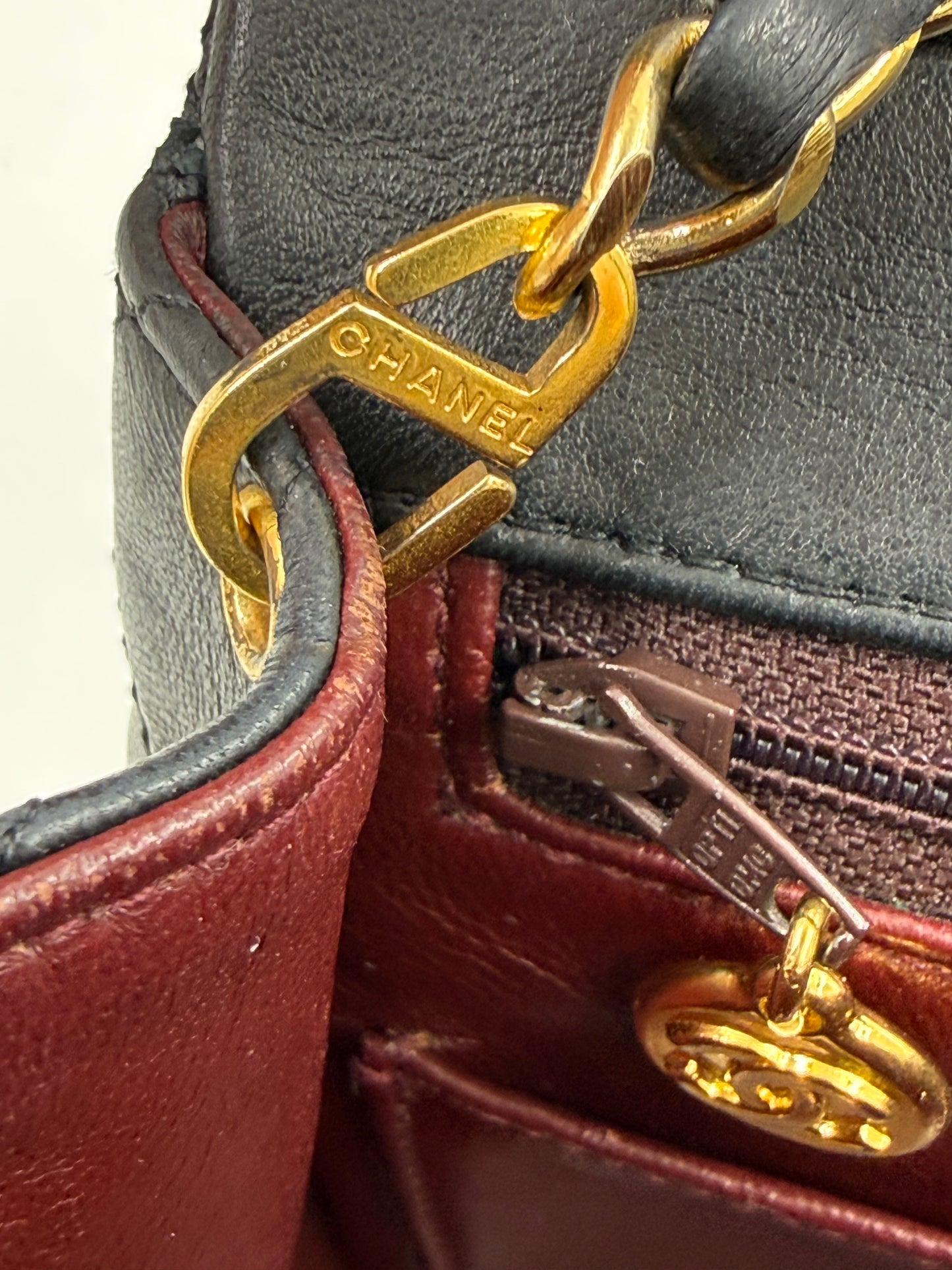 CHANEL Timeless Classic Single Flap small schwarz GHW