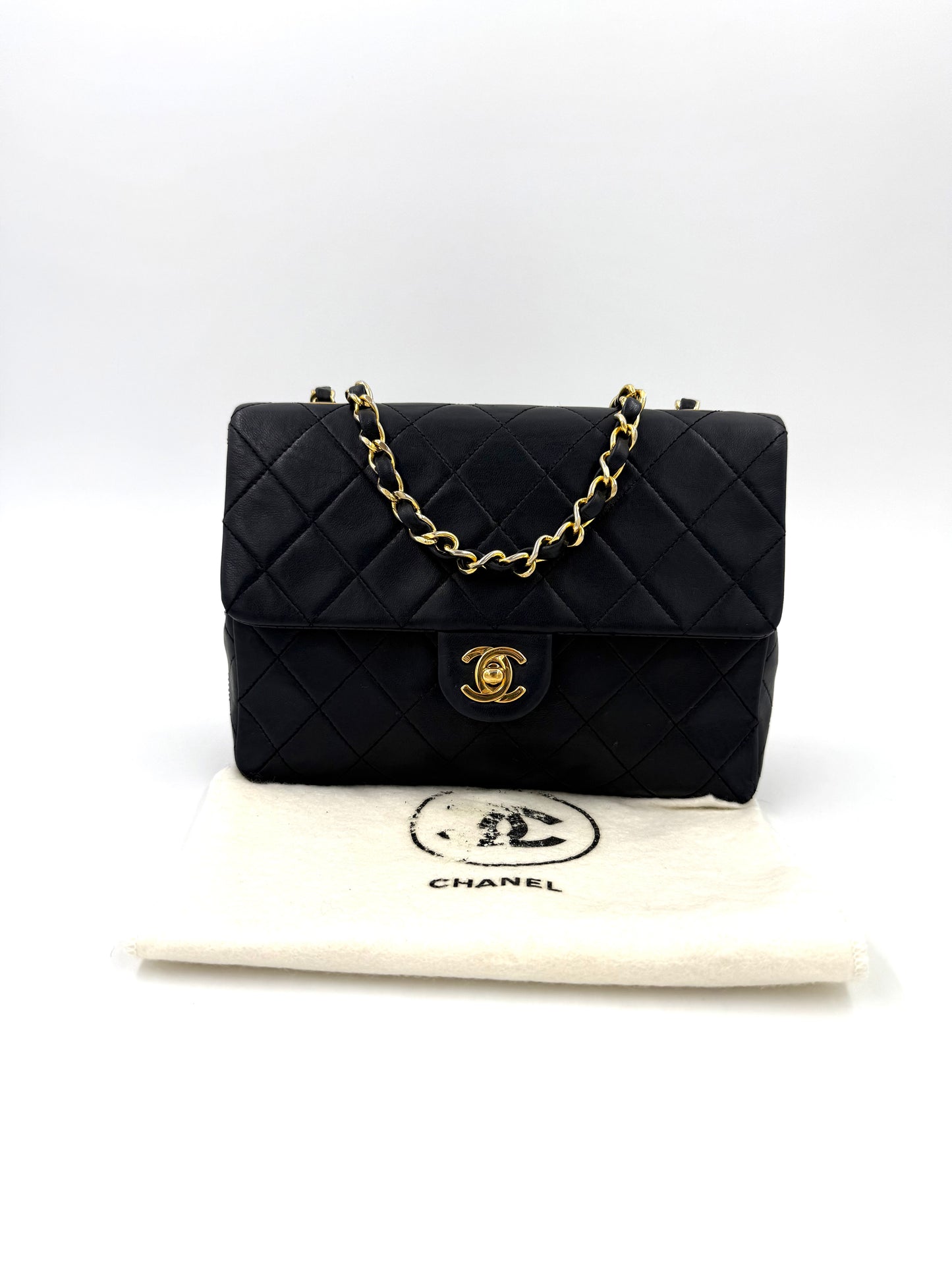 CHANEL Timeless Classic Single Flap small schwarz GHW