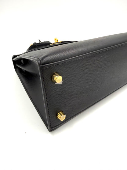 HERMÈS Kelly 25 Epsom Schwarz GHW