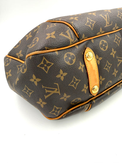 LOUIS VUITTON Galliera MM Monogram Canvas