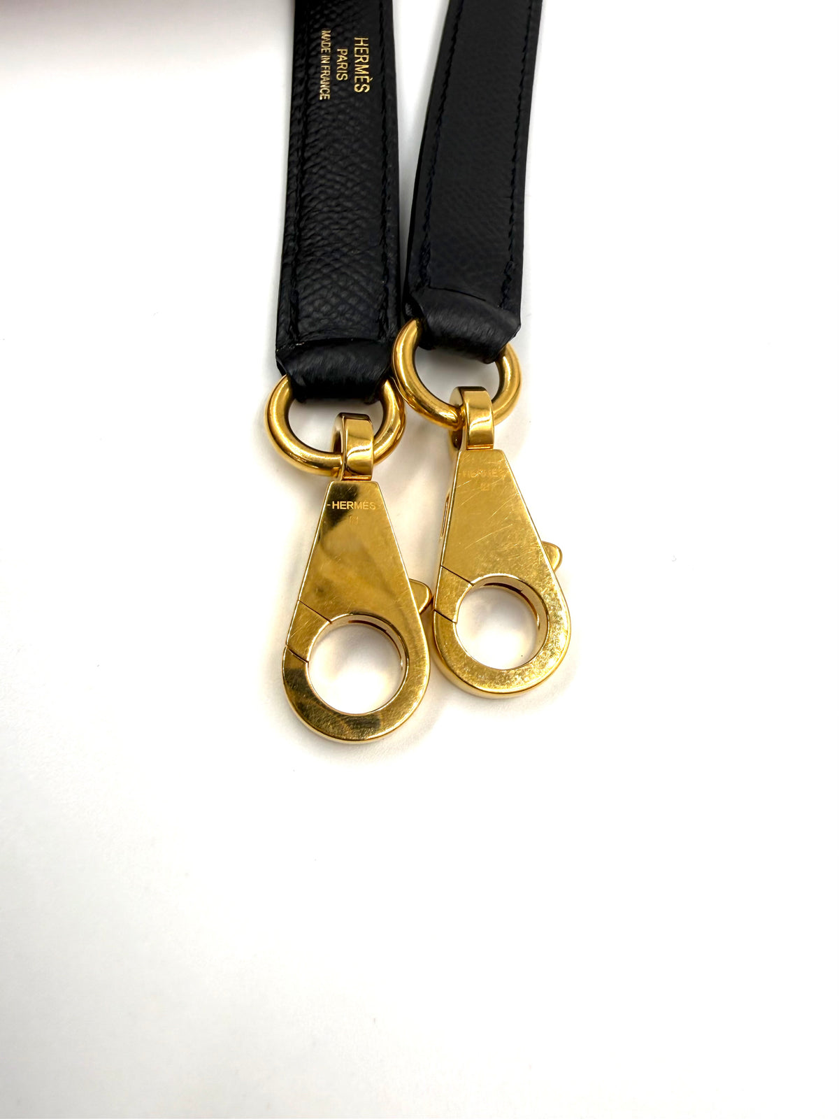 HERMÈS Kelly 25 Epsom Schwarz GHW