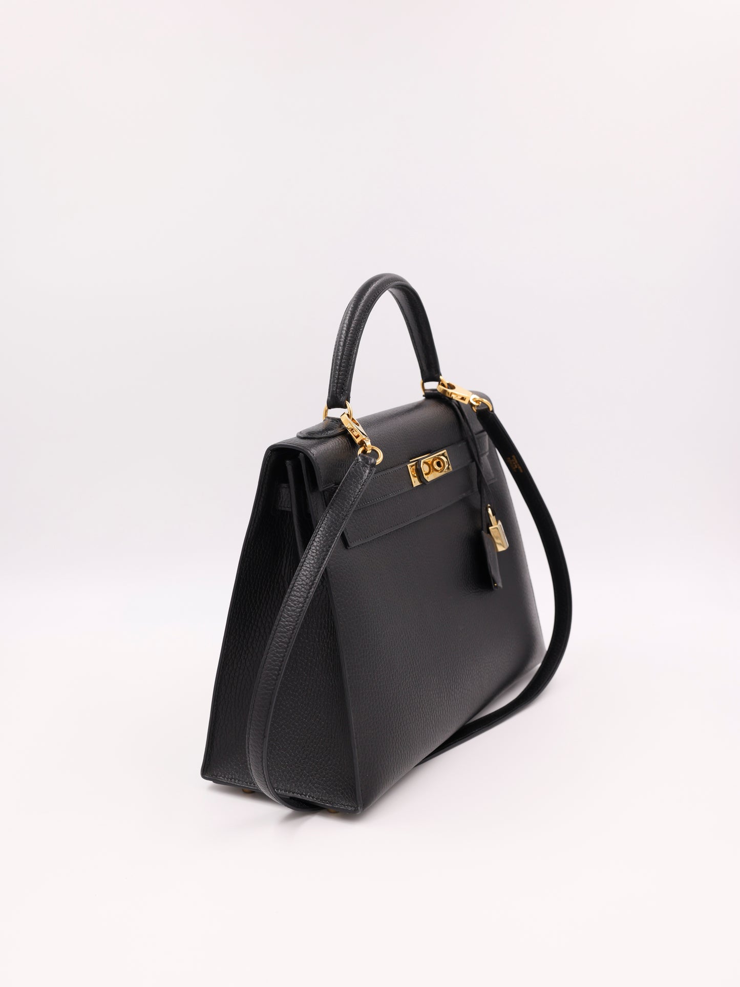 HERMÈS Kelly 32 schwarz GHW