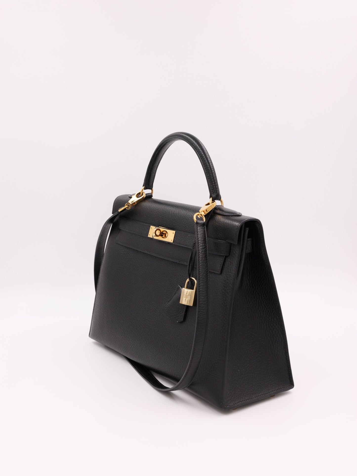 HERMÈS Kelly 32 schwarz GHW