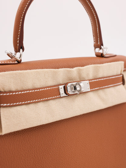 HERMÈS Kelly 25 Retourne Togo Gold PHW