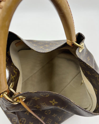 LOUIS VUITTON Artsy MM Monogram Canvas