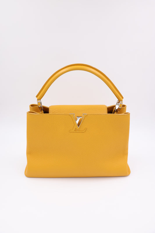 LOUIS VUITTON Capucines MM Safran