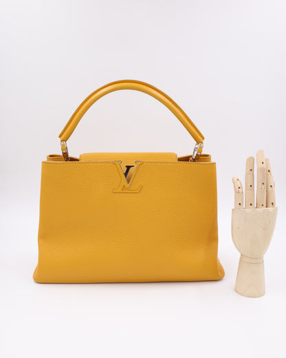 LOUIS VUITTON Capucines MM Safran