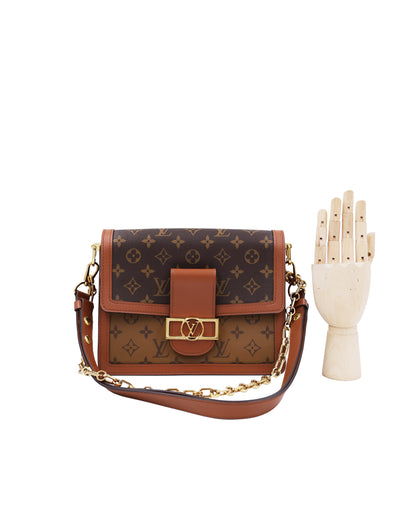 LOUIS VUITTON Dauphine MM Monogram Reverse, braune Designerhandtasche mit Kettenriemen