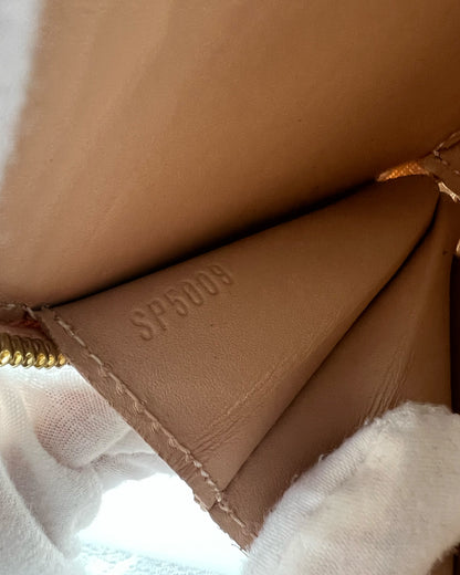 LOUIS VUITTON Round Coin Monogram Vernis