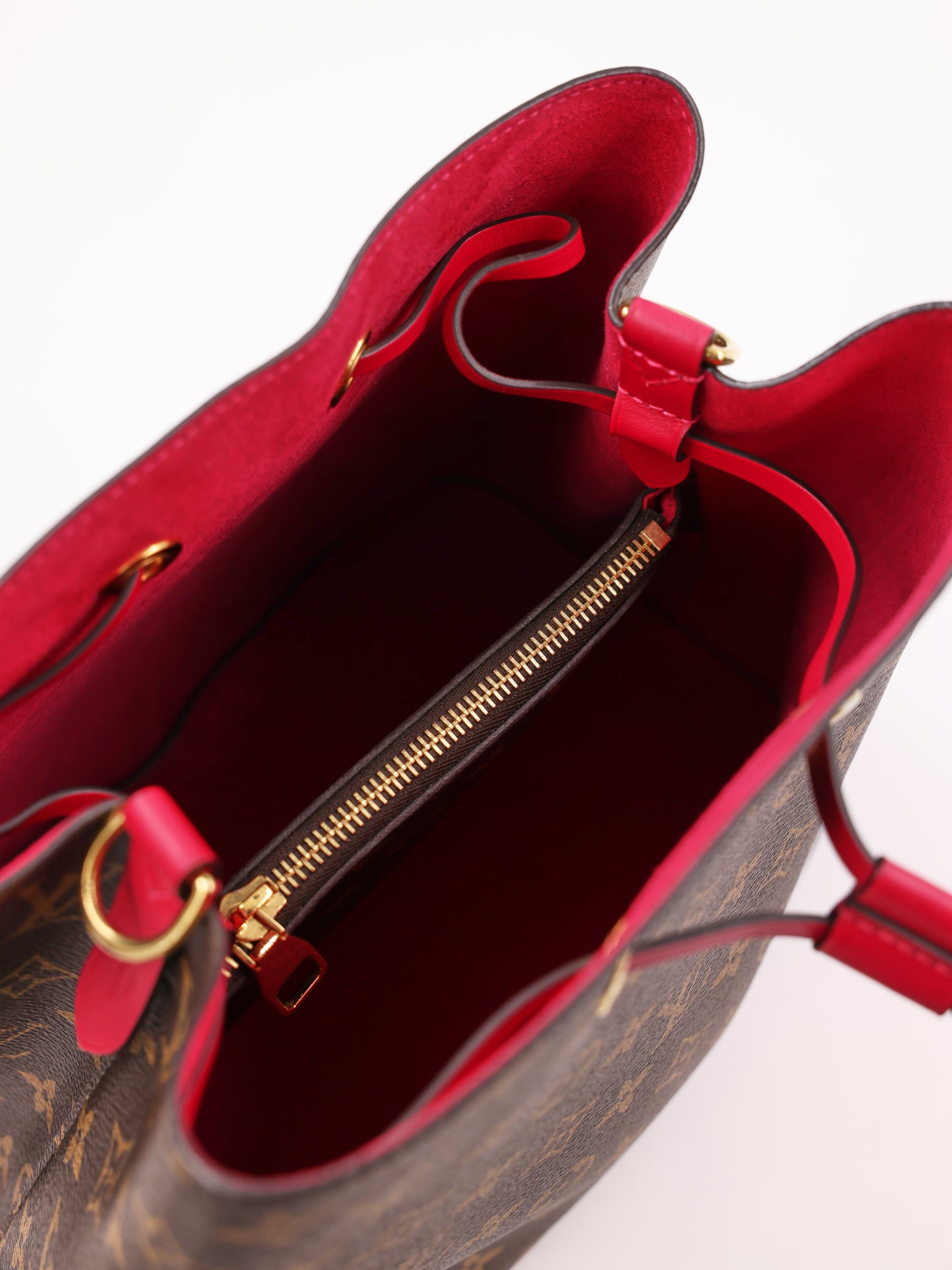 LOUIS VUITTON NeoNoe Monogram Canvas fuchsia
