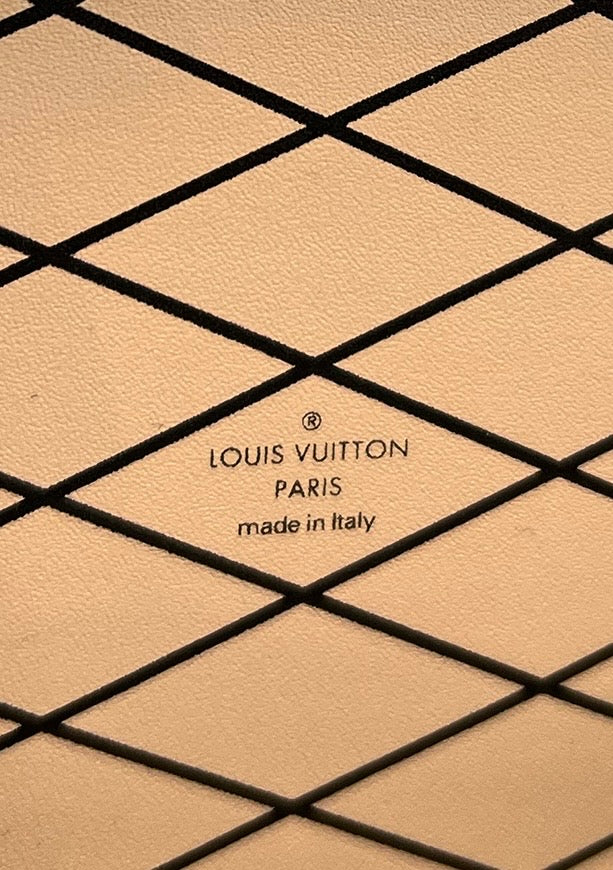 LOUIS VUITTON Petit Malle Monogram Reverse mit Monogramm und Logo auf hochwertigem Leder