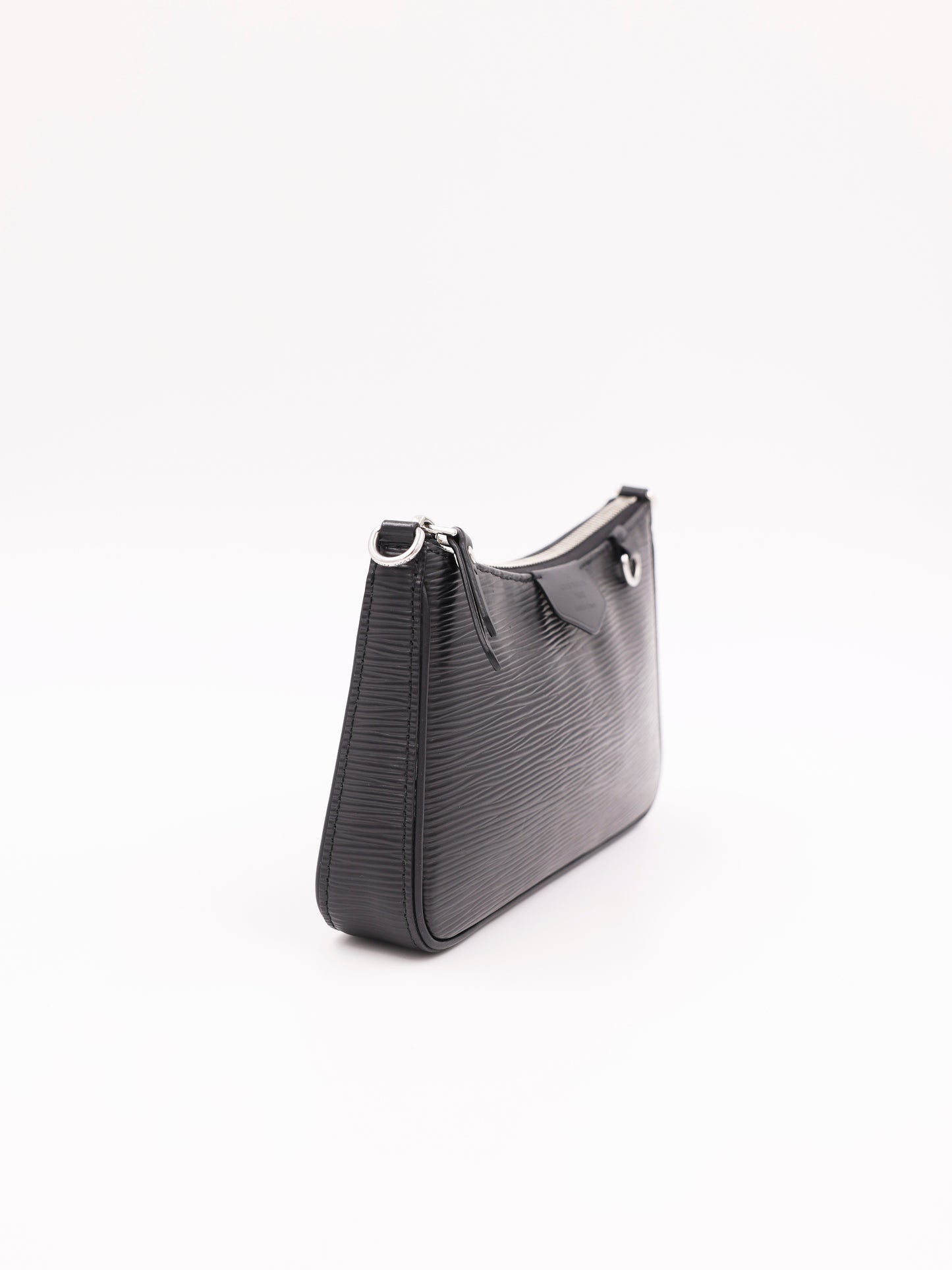 LOUIS VUITTON Easy Pouch On Strap Epi schwarz