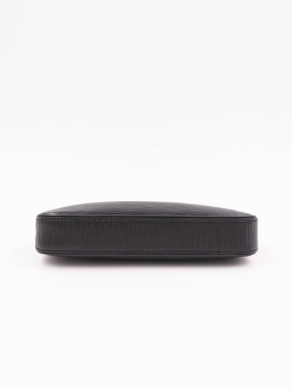 LOUIS VUITTON Easy Pouch On Strap Epi schwarz