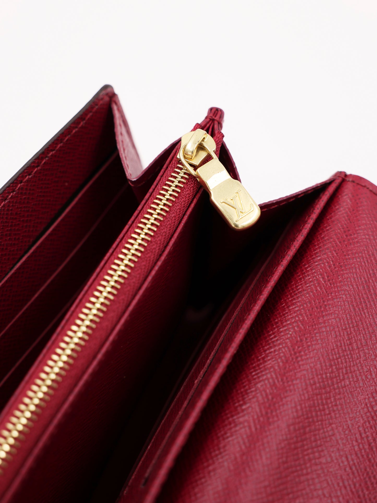LOUIS VUITTON Sarah MNG Canvas fuchsia