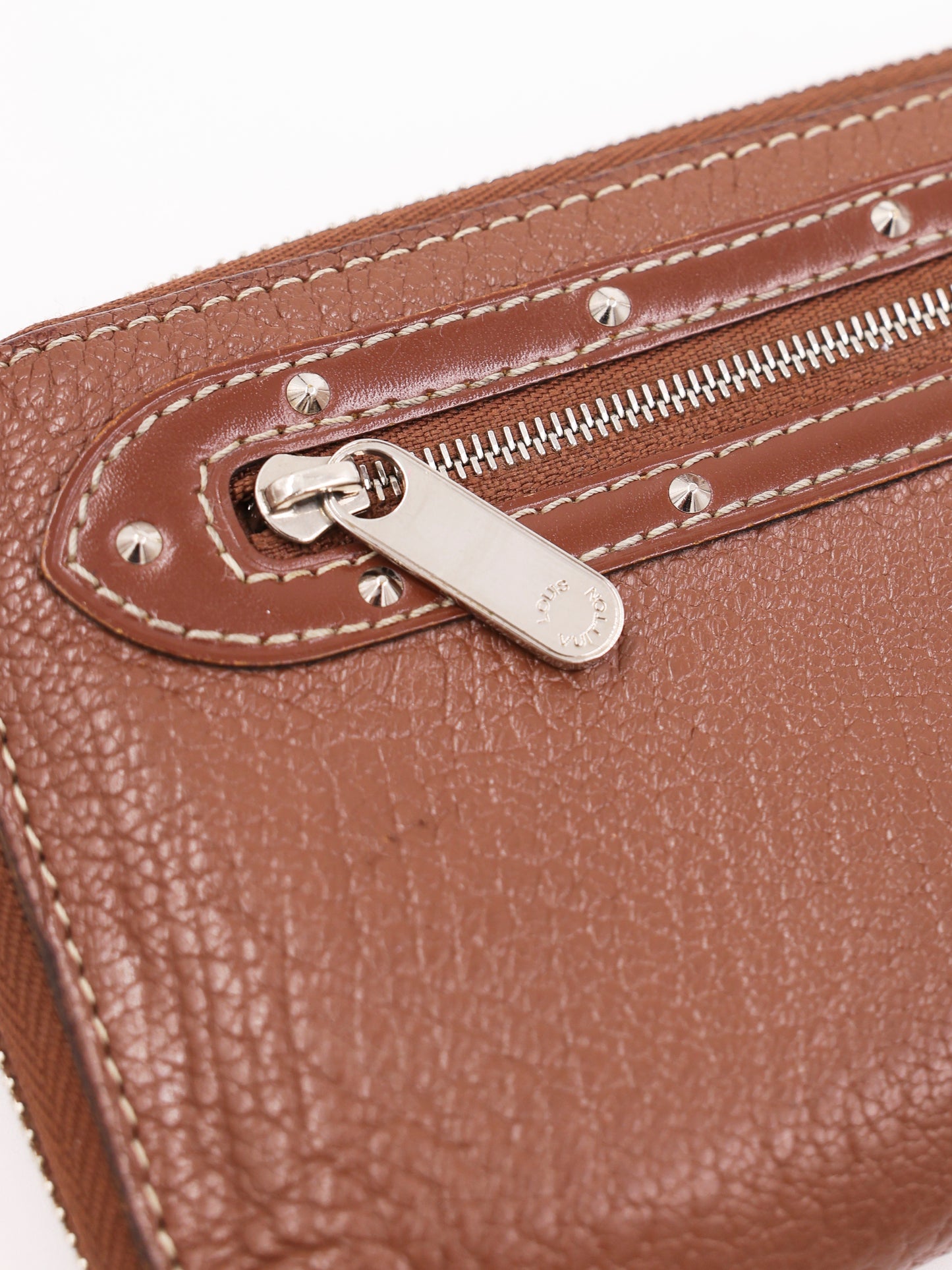 LOUIS VUITTON Suhali Zippy braun