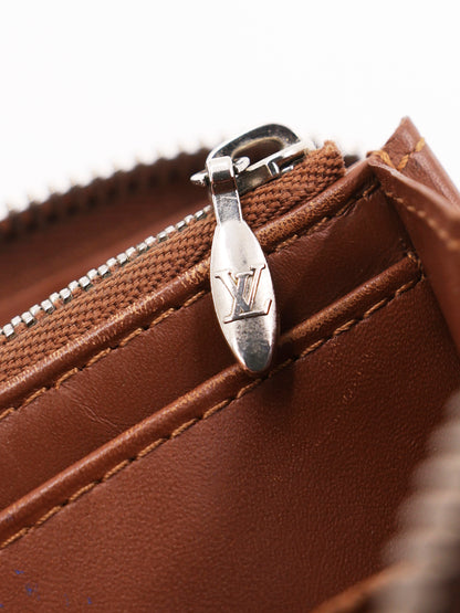 LOUIS VUITTON Suhali Zippy braun
