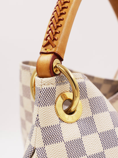 LOUIS VUITTON Artsy MM Damier Azur mit geflochtenem Henkel und goldfarbenem Ringdetail