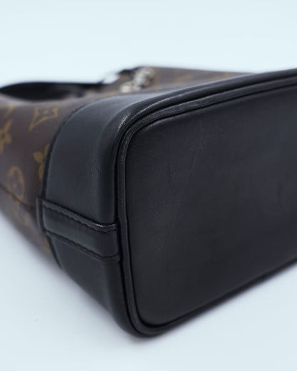 LOUIS VUITTON Idole Monogram Canvas schwarz, Detailansicht der schwarzen Designerhandtasche