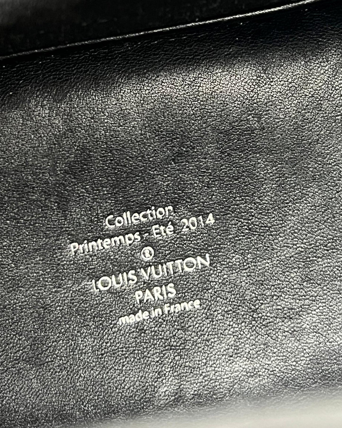 LOUIS VUITTON Idole Monogram Canvas schwarz mit Innenprägung aus Frankreich