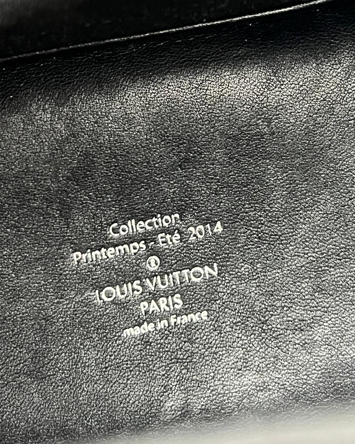 LOUIS VUITTON Idole Monogram Canvas schwarz mit Innenprägung aus Frankreich