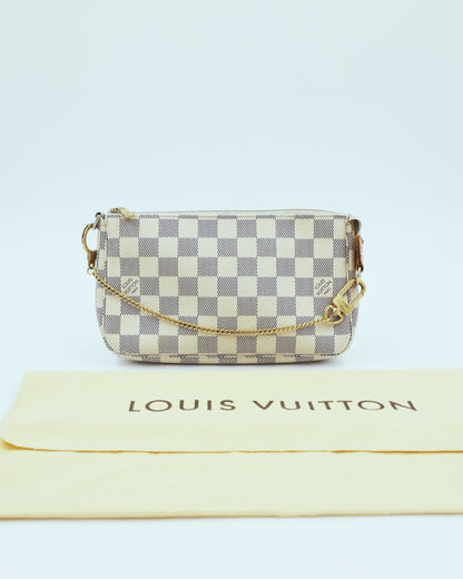 LOUIS VUITTON Pochette Accessoires Damier Azur, karierte Designer-Clutch mit Kette
