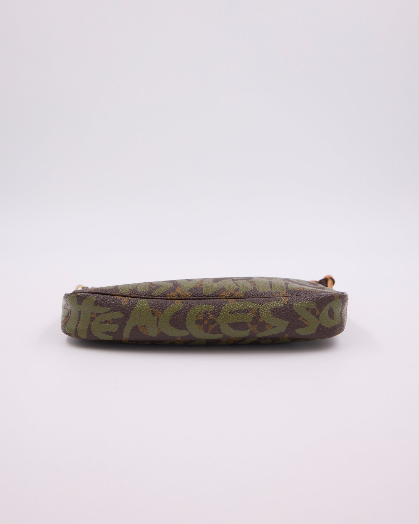 LOUIS VUITTON Pochette Accessoires Graffiti x Stephen Sprouse khaki, khakifarbene Designer-Clutch