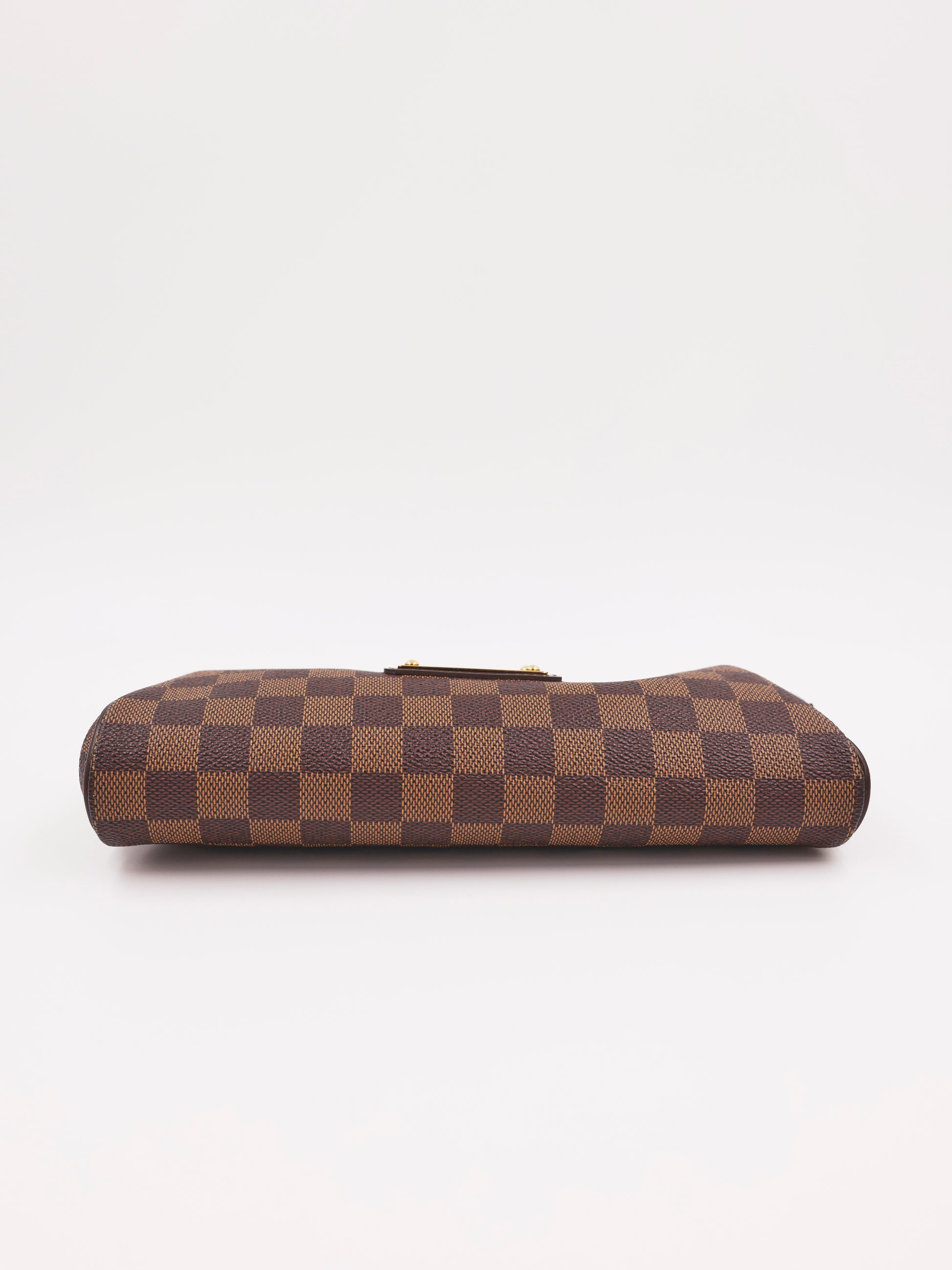 LOUIS VUITTON Pochette Eva Damier Ebene braune Clutch mit Schachbrettmuster