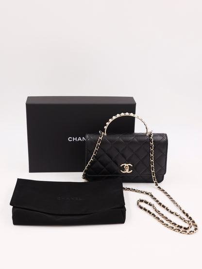 CHANEL Wallet on Chain Pearls Top Handle Lammleder schwarz