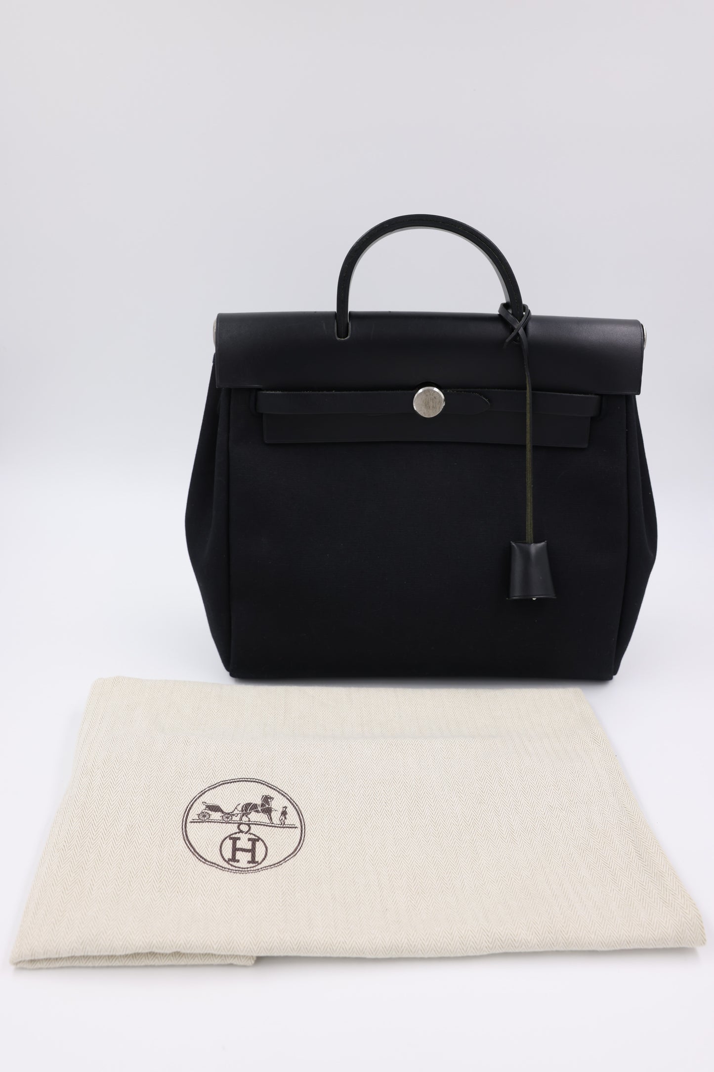 HERMÈS Herbag 31 Zip schwarz PHW