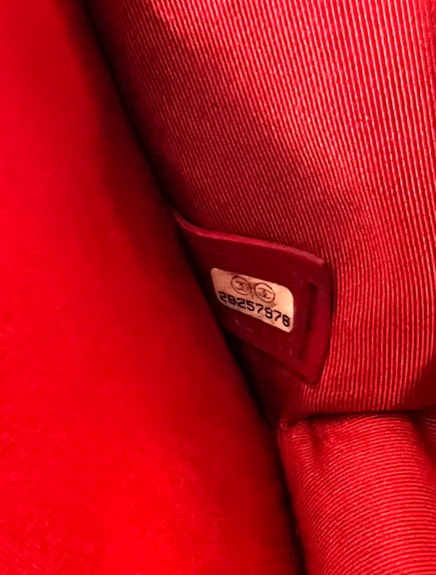 CHANEL Flap small Caviar Lammleder rouge GHW