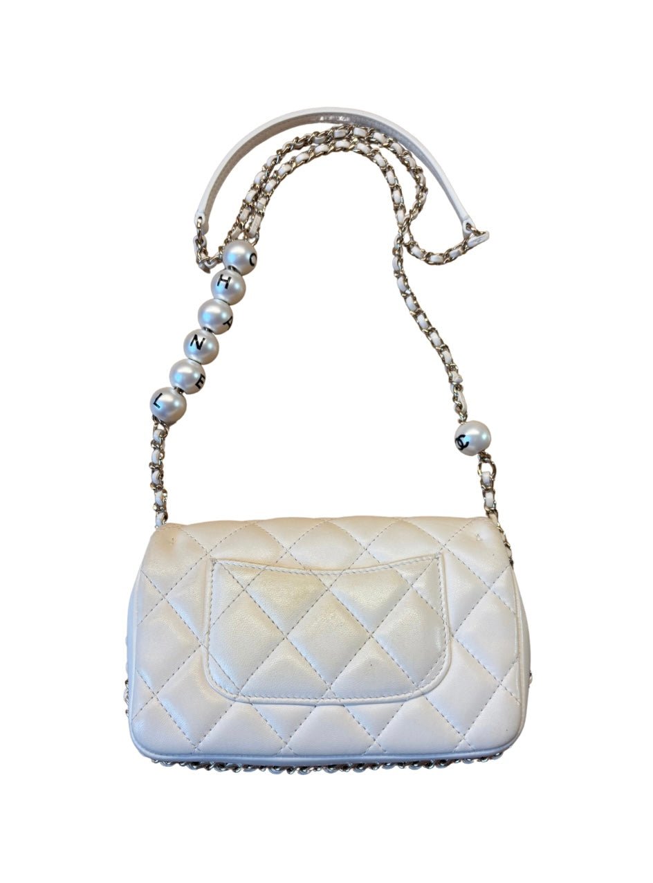 CHANEL Classic Flap Mini Pearls ivory - Clutch & Macarons - 29751593 - Clutch & Macarons - 