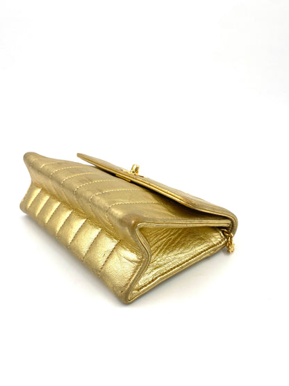 CHANEL Clutch Mademoiselle gold