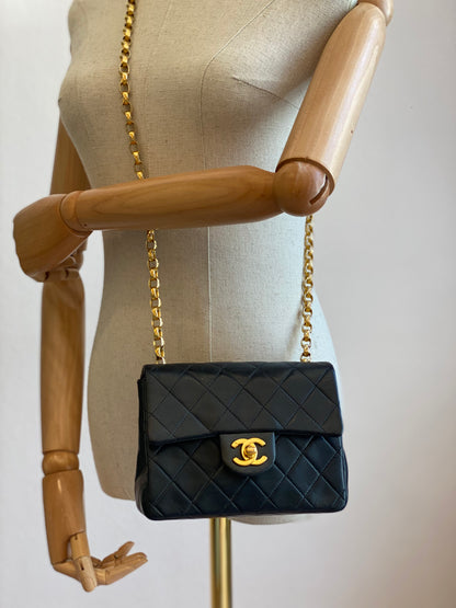 Chanel square mini 2019 hotsell