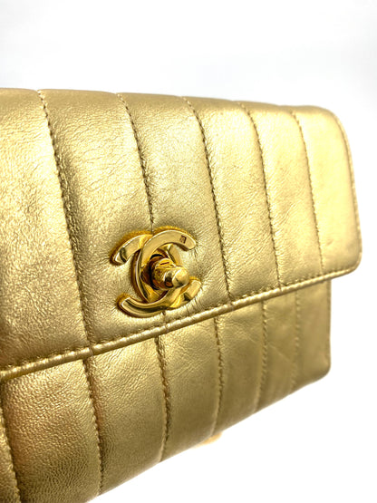 CHANEL Clutch Mademoiselle gold