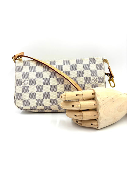 LOUIS VUITTON Pochette Accessoires NM Damier Azur - Clutch & Macarons - Chip - Clutch & Macarons - 