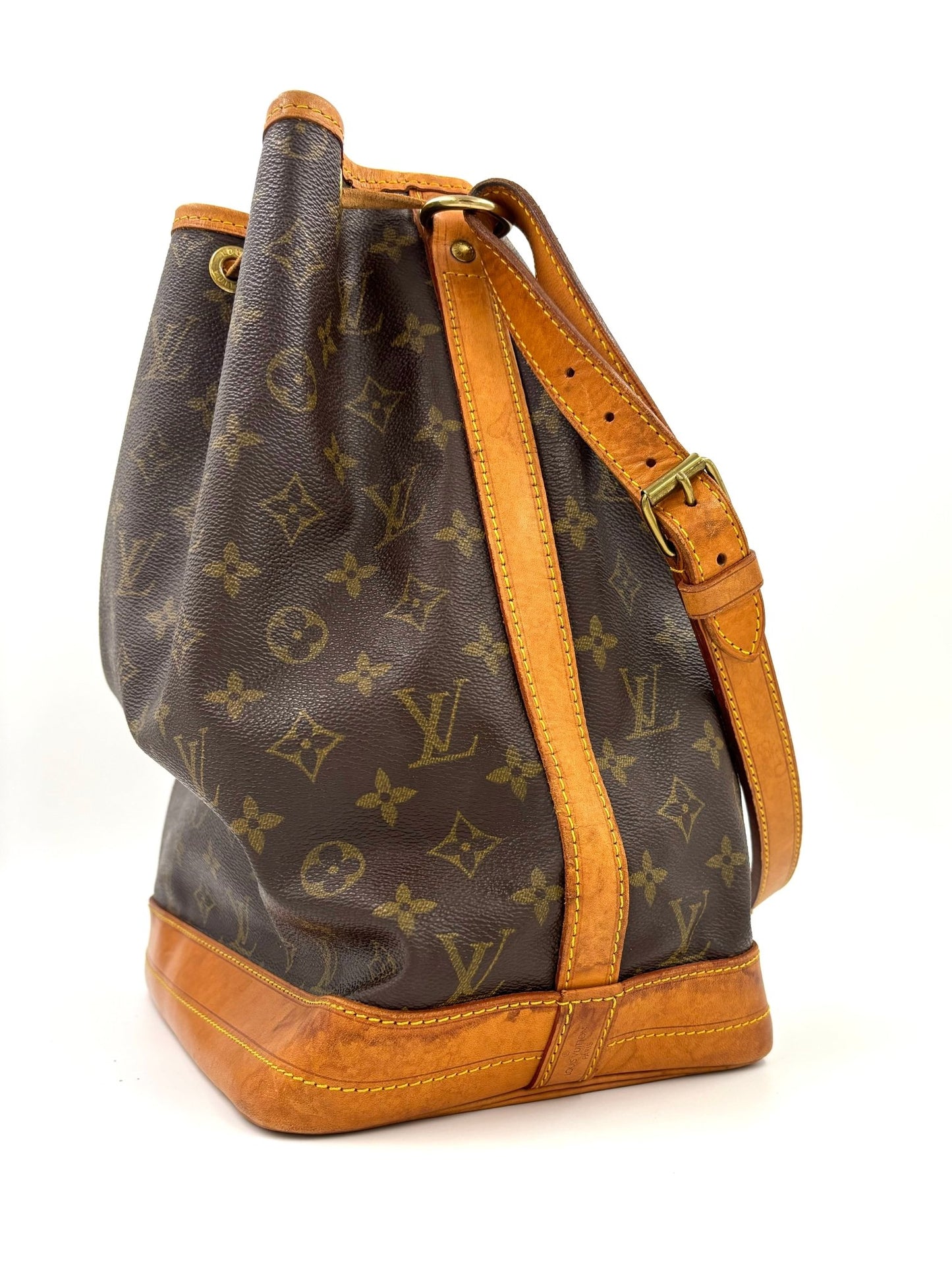 LOUIS VUITTON Noe grande Monogram Canvas - Clutch & Macarons - AR1902 - Clutch & Macarons - 