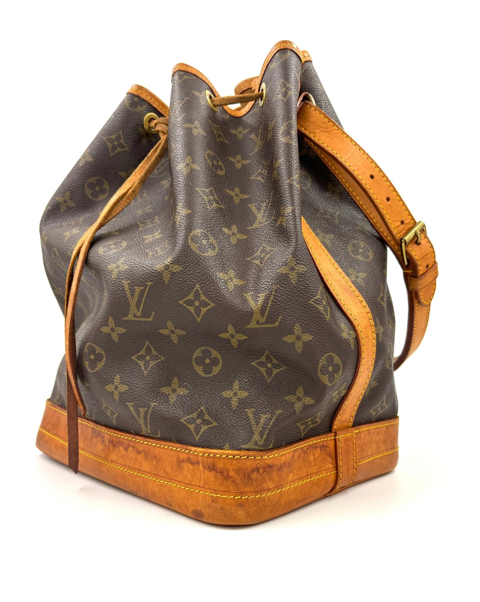 LOUIS VUITTON Noe grande Monogram Canvas - Clutch & Macarons - AR1902 - Clutch & Macarons - 