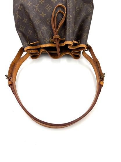 LOUIS VUITTON Vintage Noe petit Monogram Canvas