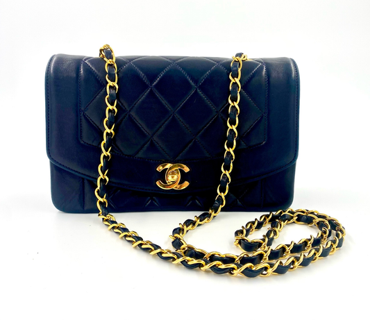 CHANEL Vintage Diana small
